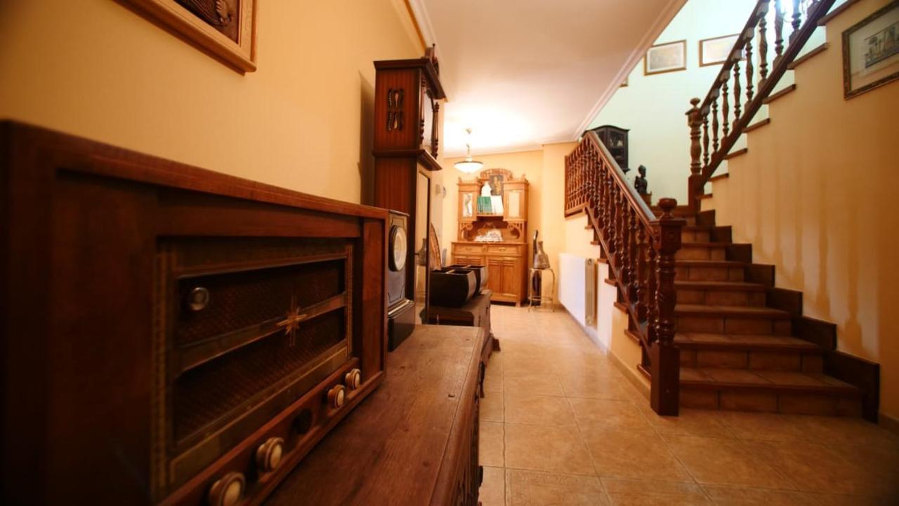 Casa Rural Plaza Vieja Saldaña Esterno foto